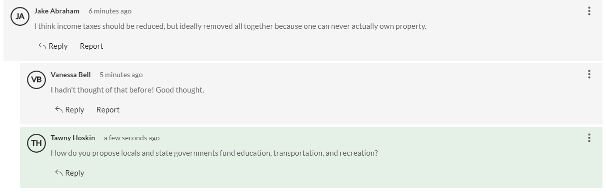 Teachers' comments in a discussion are highlighted